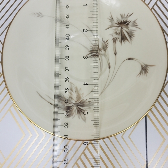 9‎ Pieces Heinrich Anmut Selb Bavaria Germany Ivory Body Supreme Gold Tea Set. - Picture 4 of 12